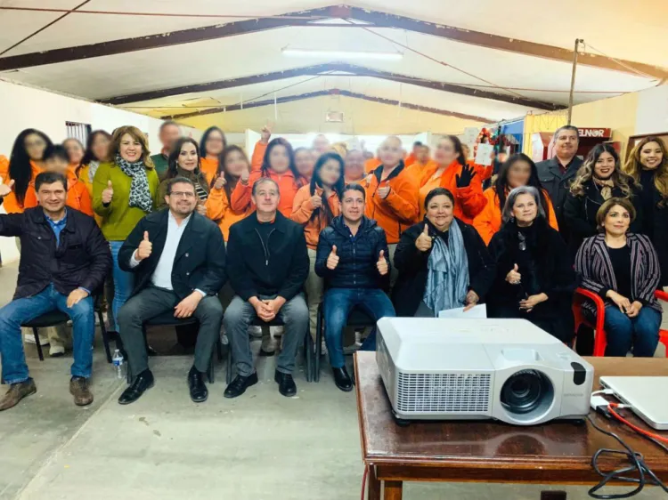 Capacitan a internos de Cereso