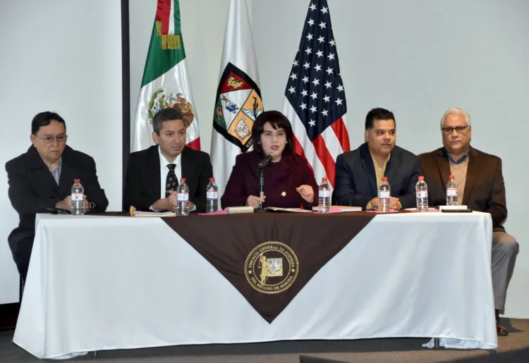 Instruye FBI a policías estatales