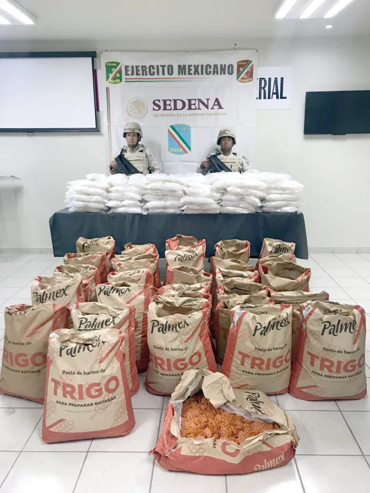 Decomisan cien kilos de metanfetamina