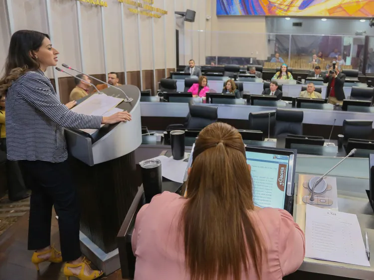 Cambian denominación a Ley del Adulto Mayor