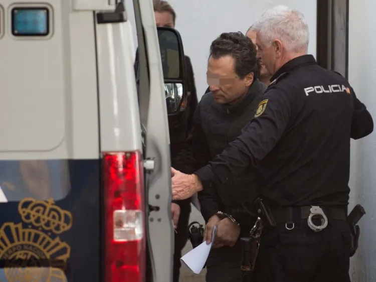 Abogado visita a Lozoya, busca a defensor en España