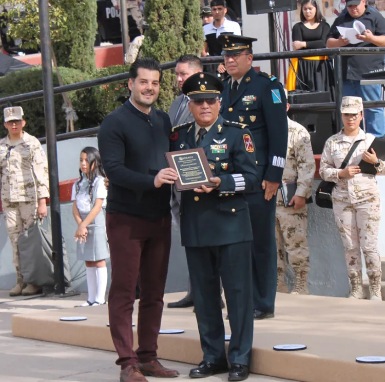 Reconoce Alcalde al Ejército