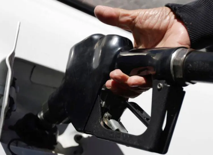 Aumentarán impuesto a la gasolina
