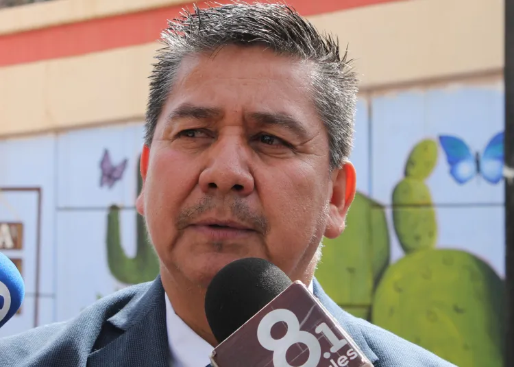 Llevan prevención a escuelas preparatorias