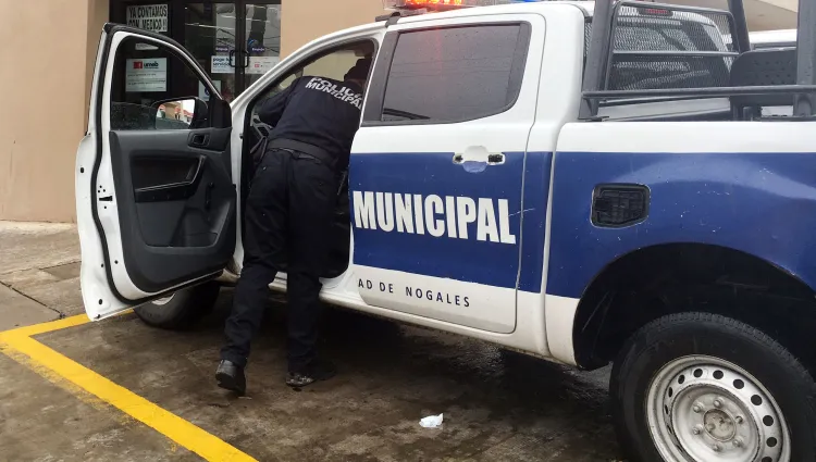 Deambulaba niño solo por las calles