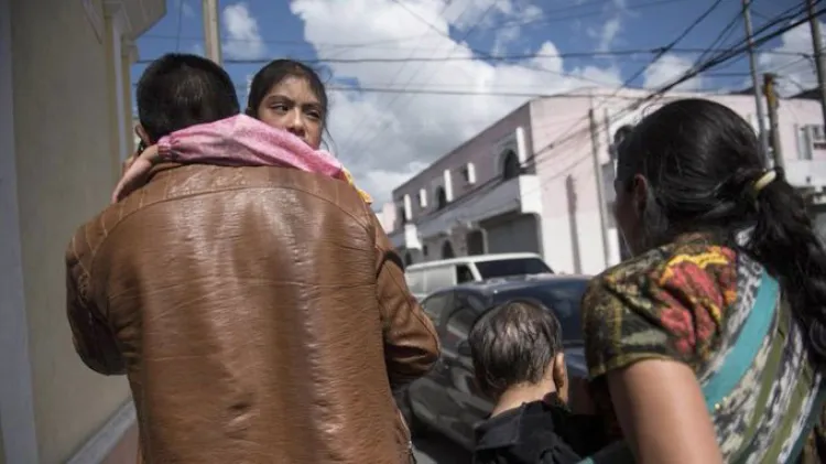 Abandonan por temor servicios los inmigrantes