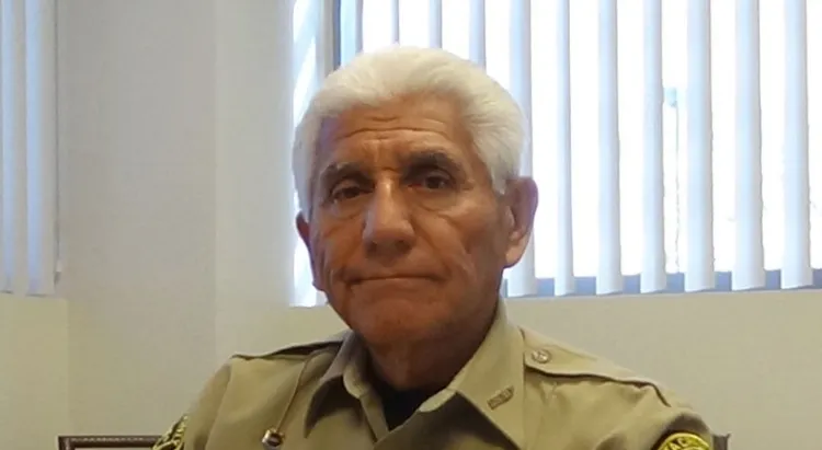Anuncia Sheriff Estrada su retiro