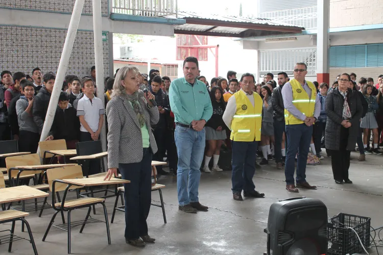 Entrega Rotarios Nogales Industrial 30 mesabancos