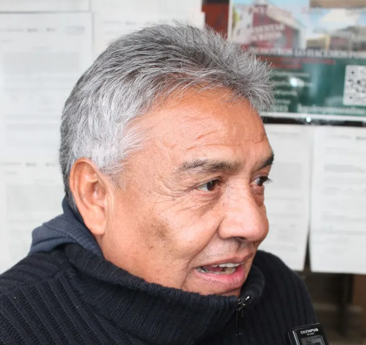 Posponen entrega de las Becas Municipales