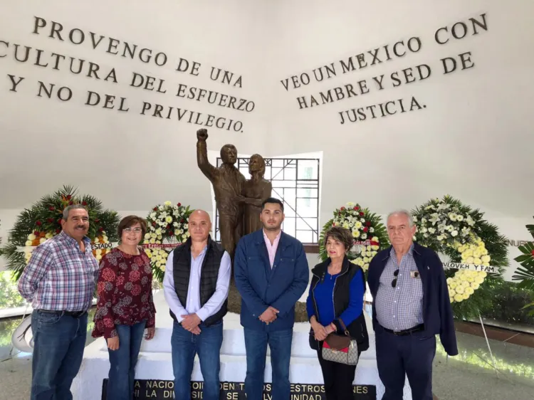 Recuerdan sin discurso a LDCM