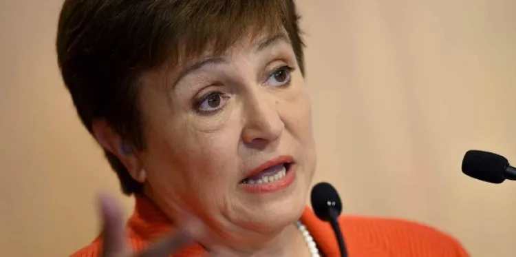 El mundo entró en recesión económica, advierte el FMI