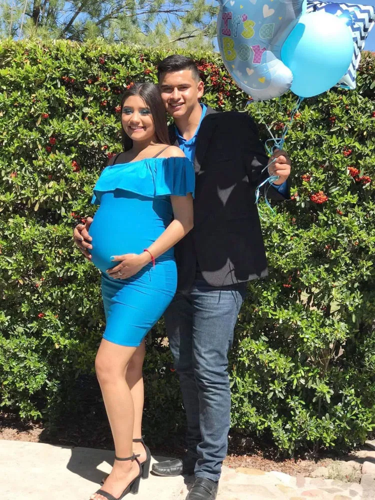 Celeste y Brayam en la dulce espera