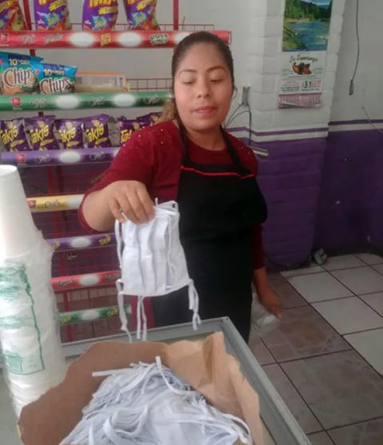 Entregan más de dos mil cubre-boca en Nogales
