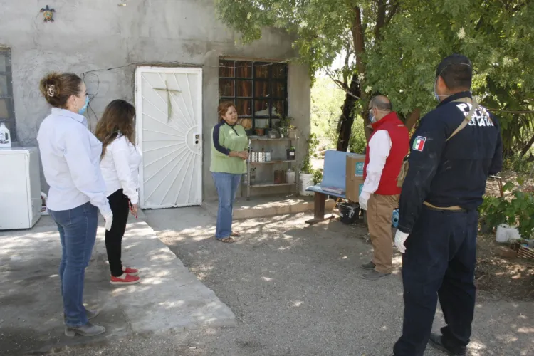 Entregan apoyos en Magdalena de Kino