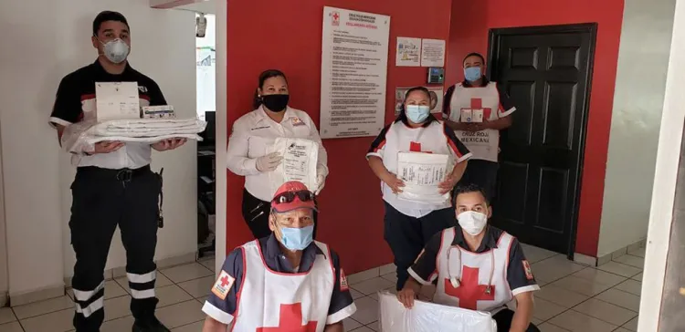 Entrega Diputada Local equipo para protección