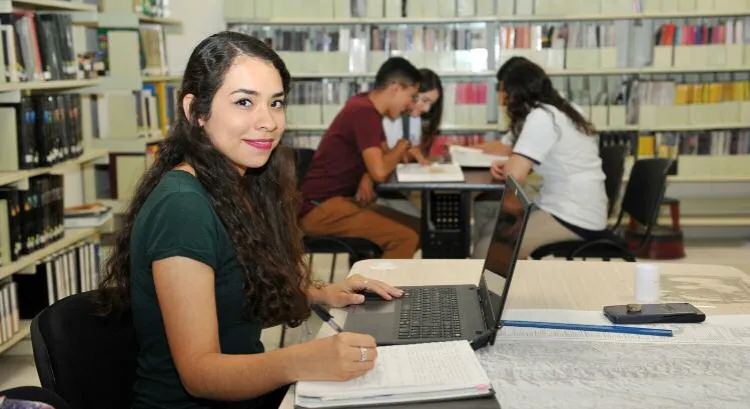 Reanudará UES clases por plataforma educativa