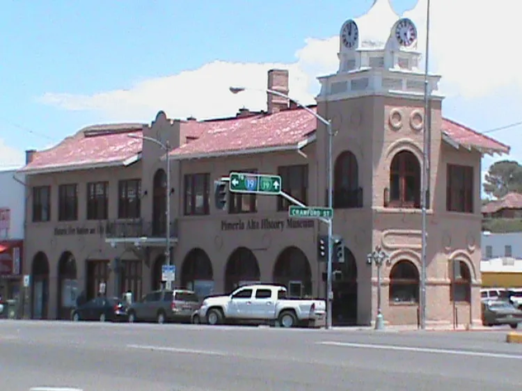 Trasladan caso positivo a Nogales