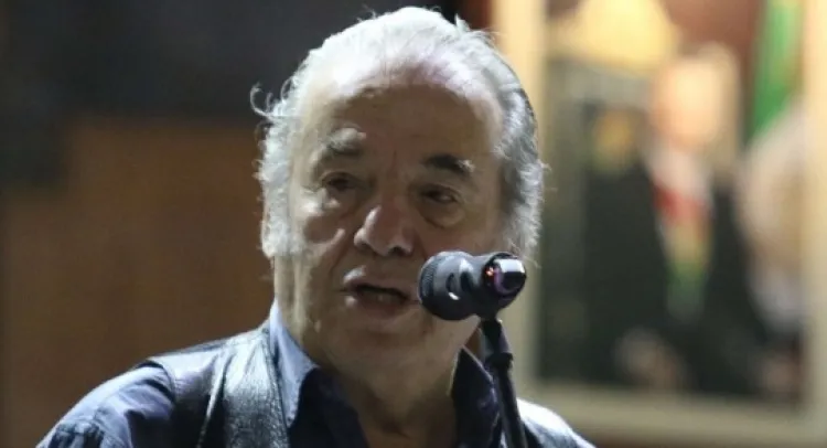 Muere Óscar Chávez tras ser hospitalizado con síntomas de coronavirus