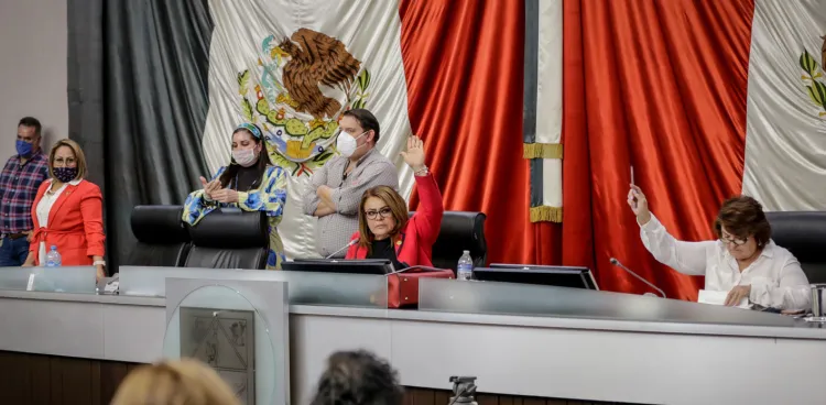 Podrán Ayuntamientos contratar más créditos con apoyo del FAIS