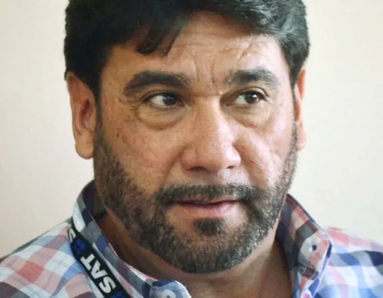 Da reversa Aduana con los horarios de atención