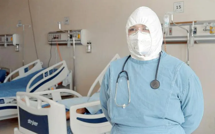 Teme enfermera por la salud de sus hijos