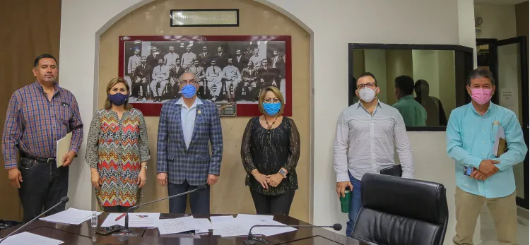 Legisla Congreso a favor de la protección de personal sanitario