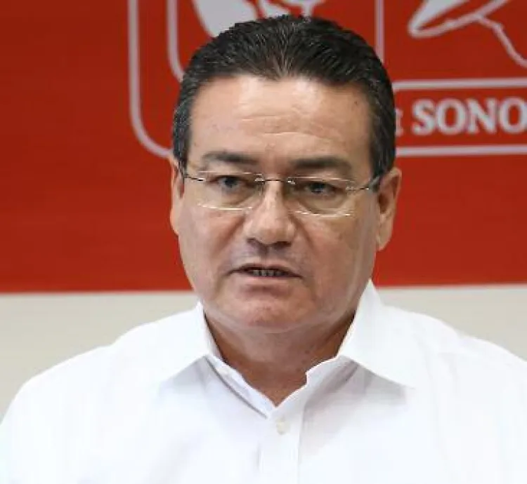 Aseguran certificados de primaria y secundaria