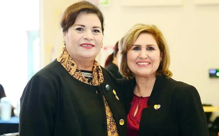 Distinguen Diputados a trabajadores profesionales de la salud de primera línea