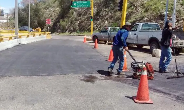 Mejoran vialidades con rehabilitación de calles