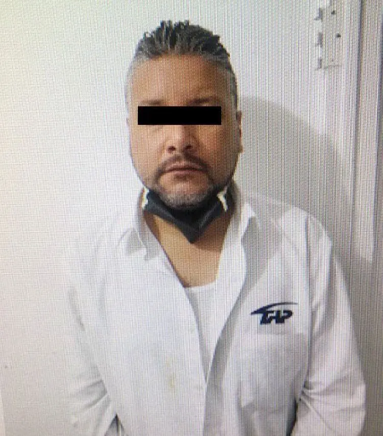 A prisión por estar en posesión de arma