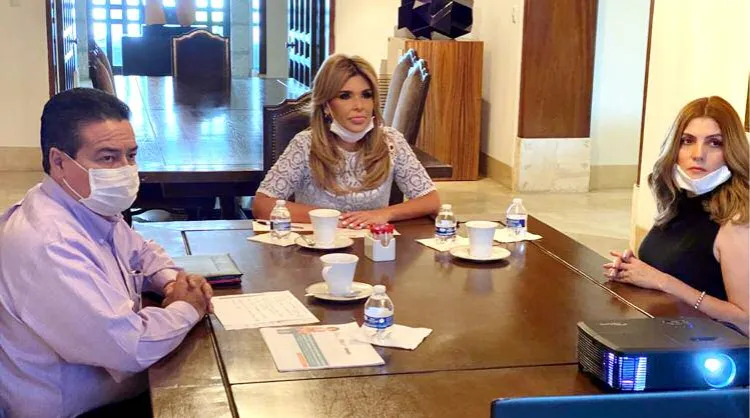 Pactan beneficios para estudiantes