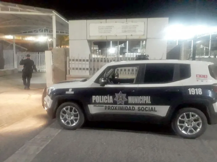 Continúa vigilancia en planteles escolares