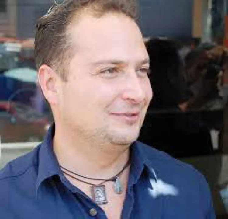 Exhortan a bancos evitar largas filas