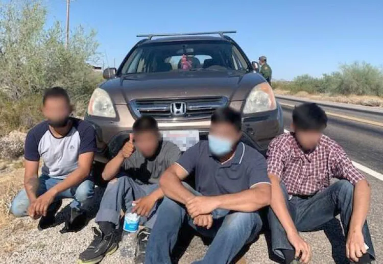 Arrestan a cuatro indocumentados