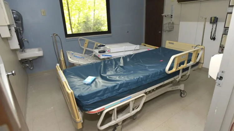 Sufre Arizona para atender a infectados