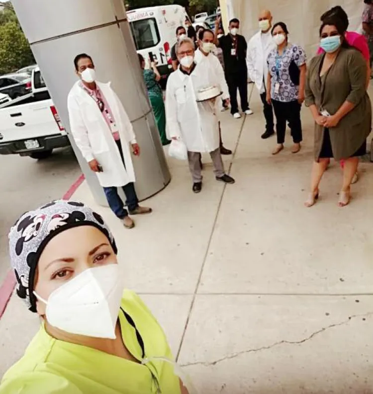 Celebra su cumpleaños combatiendo al Covid-19