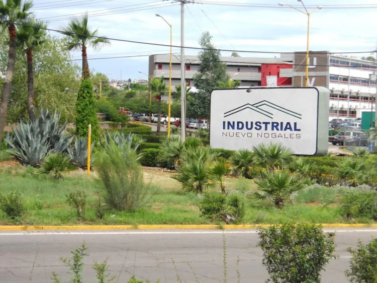 Avanza pavimentación de la Calzada Industrial