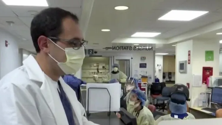 Llegan 600 trabajadores de la salud