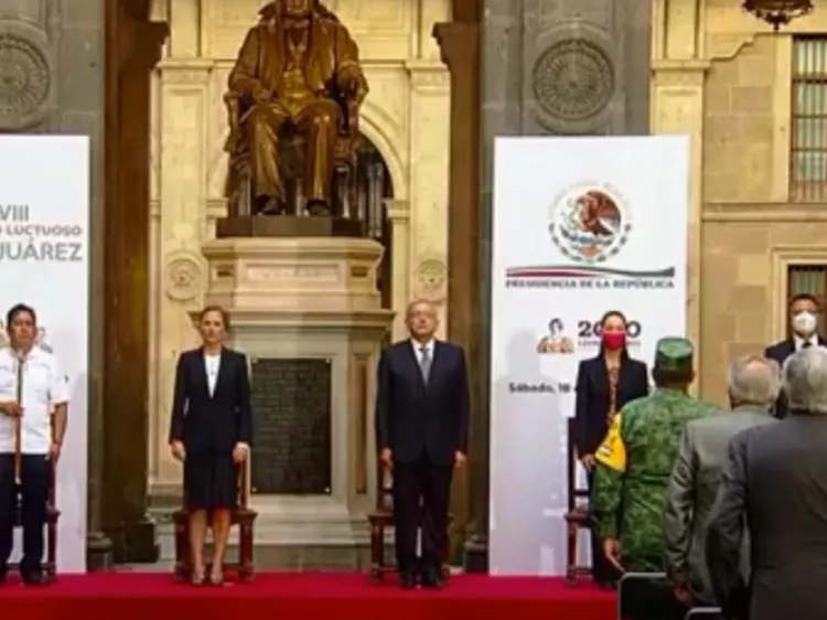 Conmemoran a Benito Juárez en su aniversario luctuoso