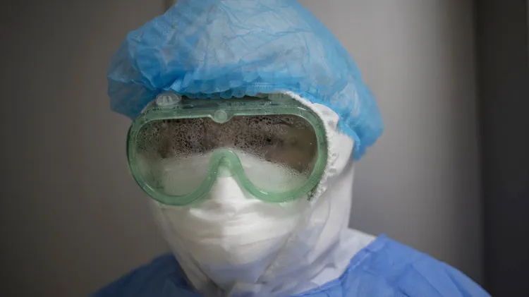 Recomiendan gafas contra Covid-19