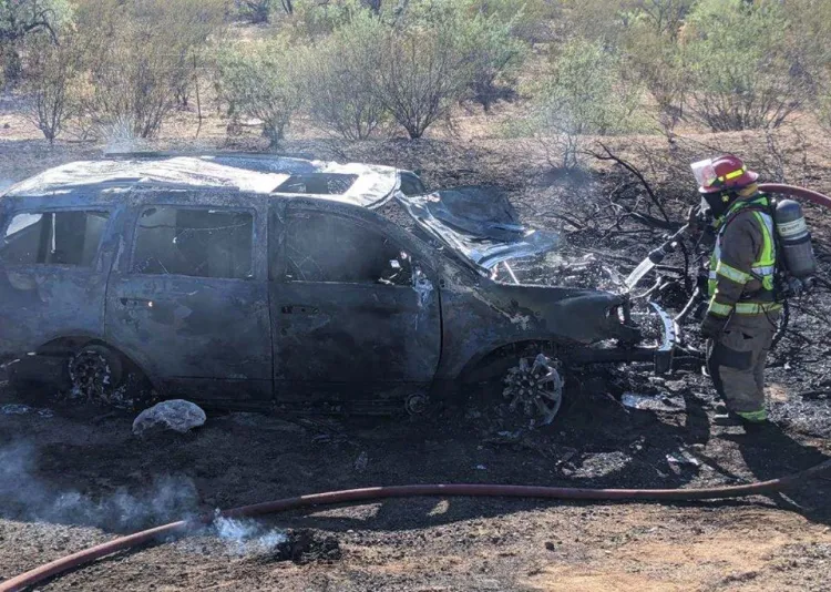 Grave mujer al sufrir accidente carretero