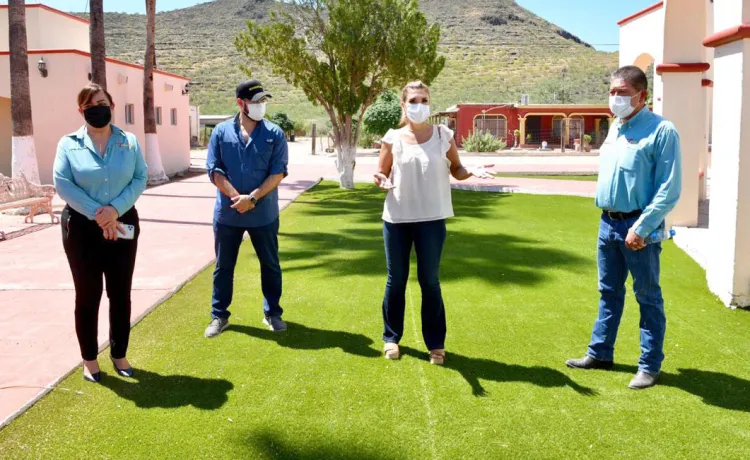 Beneficia Gobernadora a habitantes de Trincheras