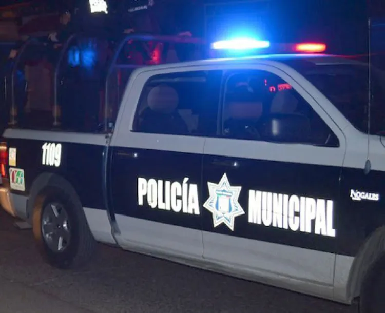 Grave hombre al recibir tres balazos