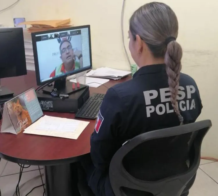 Se entrenan en protección civil