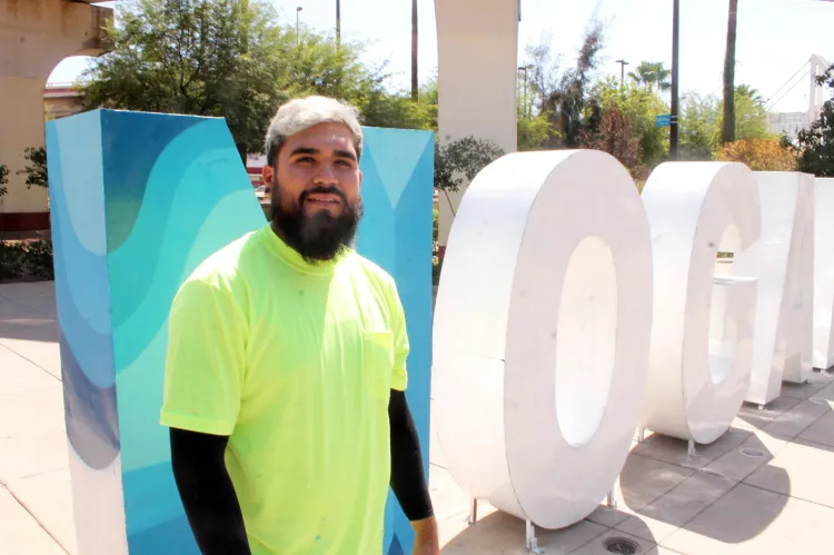 Mejoran “NOGALES” en Monumento a Juárez