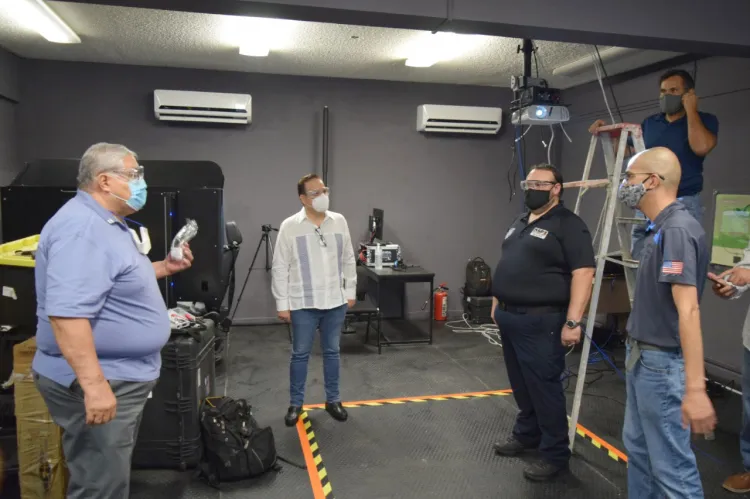 Capacitan a policías con tecnología