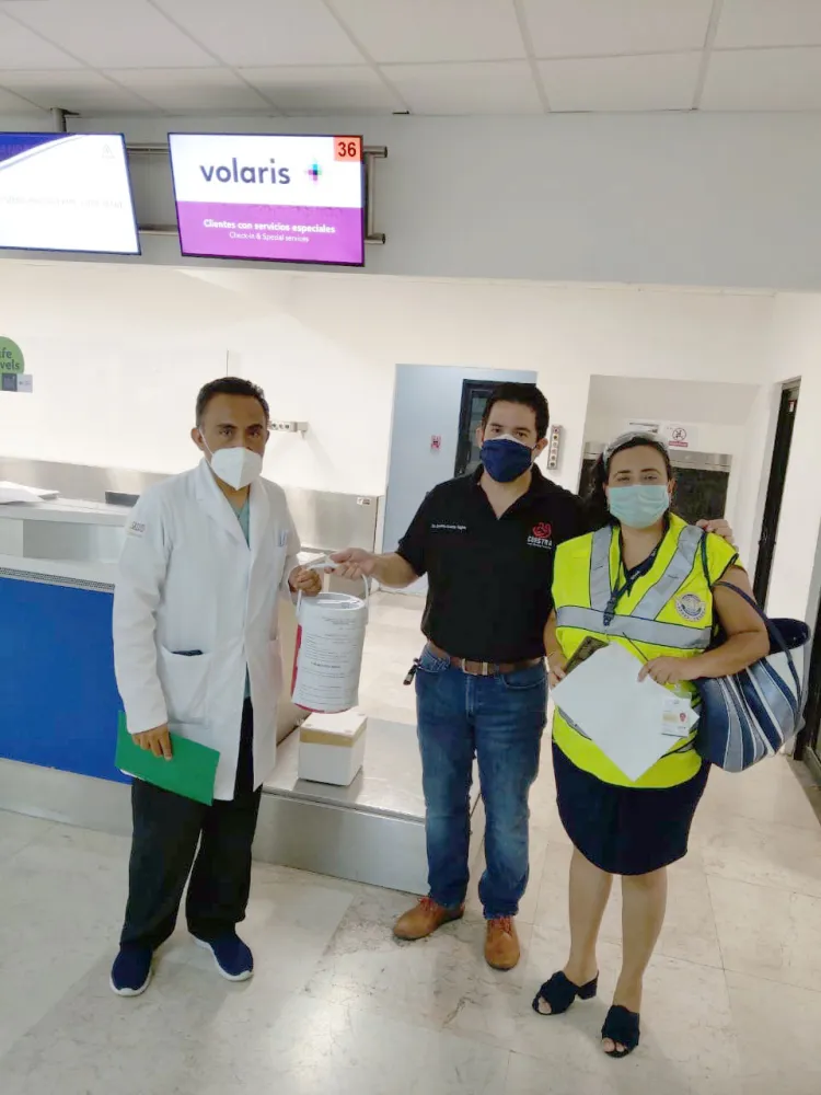 Recibe niña córnea de donante sonorense