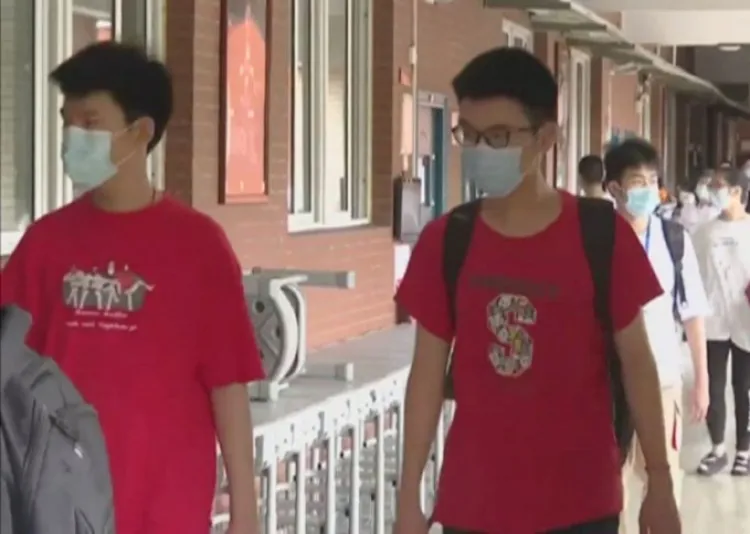 Revoca EU visas a estudiantes chinos