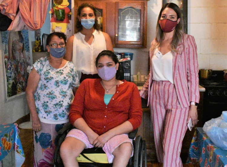 Apoya DIF-Municipal a joven accidentada