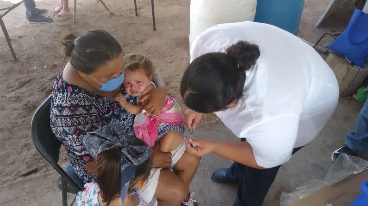 Responden sonorenses a vacunación